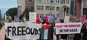 Aydın'da üniversite öğrencileri İsrail'i protesto etti