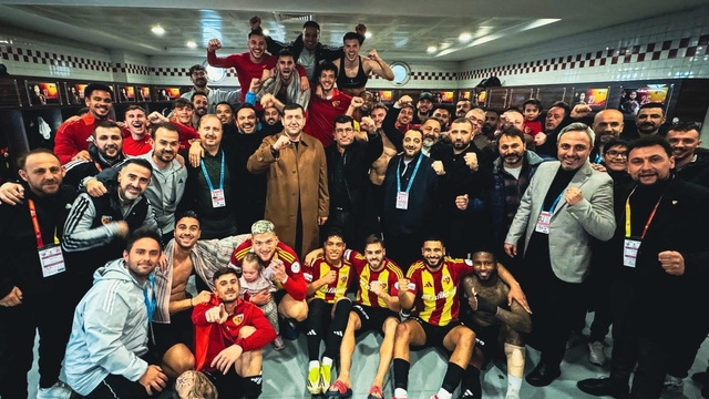 Kayserispor taraftarına bilet jesti
Milletvekili Ersoy 3838 bilet dağıtacak