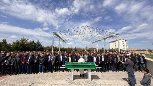 Milli maçta hayatını kaybeden kameraman son yolculuğuna uğurlandı