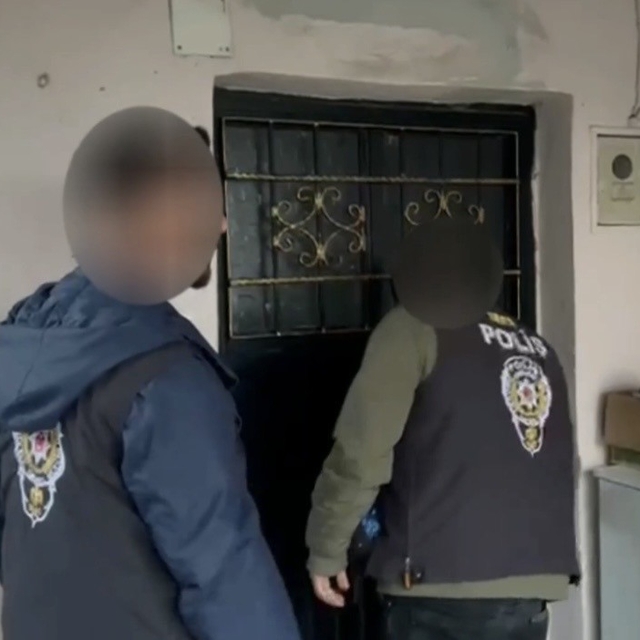 Osmaniye merkezli "Kupon-80" operasyonu: 49,2 milyar TL'lik bahis trafiği o...