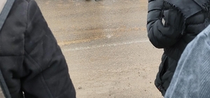 Siverek’te otomobilin çarptığı 14 yaşındaki çocuk ağır yaralandı