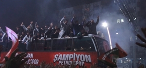 1’inci Lig’e yükselen Batman Petrolspor’a coşkulu karşılama