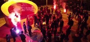 Bursa'da kavga ihbarına giden polislere sürpriz kutlama