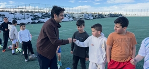 Sarıkamış Kaymakamı Enis Aslantatar’dan Gençlik Merkezi’ne ziyaret