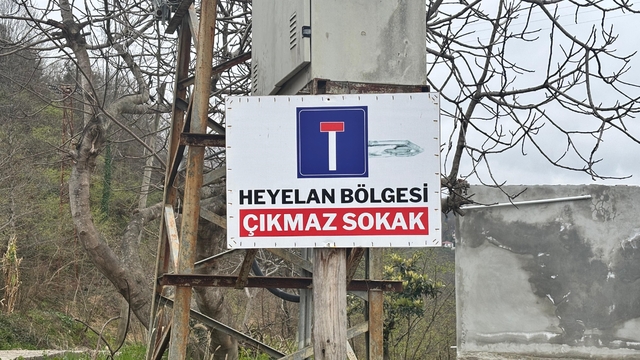 Kayan mahalleye konteyner desteği