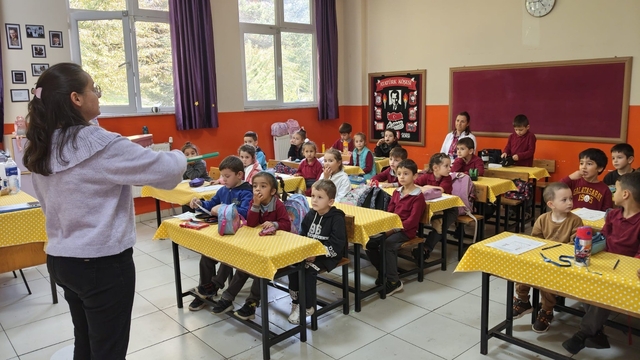 Geleceğin sağlıklı nesilleri için okullarda eğitim