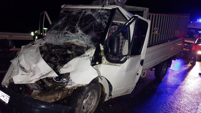 Sağanak yağış kazaları beraberinde getirdi: 1 ölü, 3 yaralı