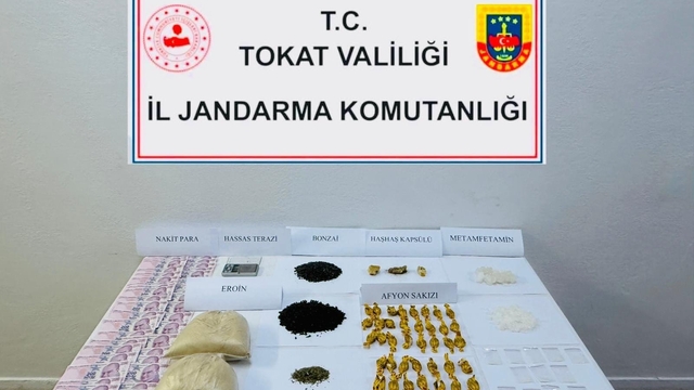 Jandarma ekiplerinden uyuşturucuya geçit yok