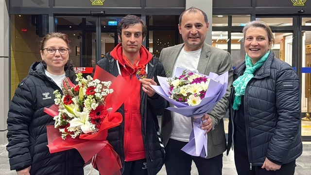 Milli atıcı Buğra Selimzade dünya üçüncüsü ünvanı ile Trabzon'a döndü