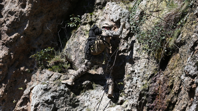 Ordu'da Polis Özel Harekat timi zorlu tatbikat ve eğitimlerle daima göreve hazır