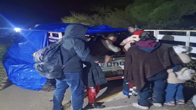 Çanakkale'de 77 kaçak göçmen yakalandı, 2 organizatör tutuklandı