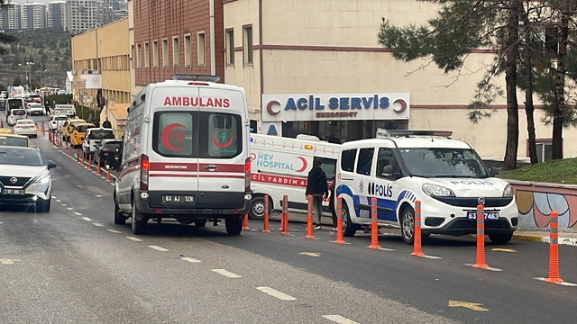 Şanlıurfa'da başına tuğla düşen işçi ağır yaralandı