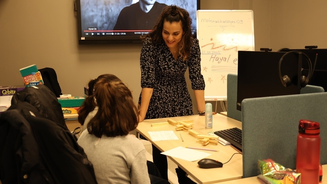 Efeler Belediyesi Dijital Gençlik Merkezi gençlerin uğrak noktası oldu