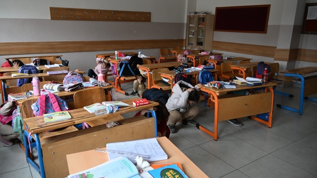 Elazığ'da öğrencilere afet bilinci aşılandı