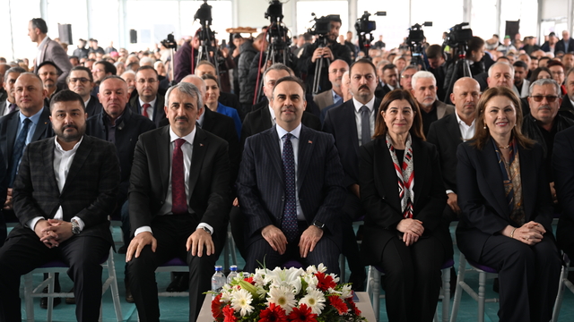 Sanayi ve Teknoloji Bakanı Mehmet Fatih Kacır, Edirne'de Atatürk OSB Temel Atma Töreni'nde konuştu: