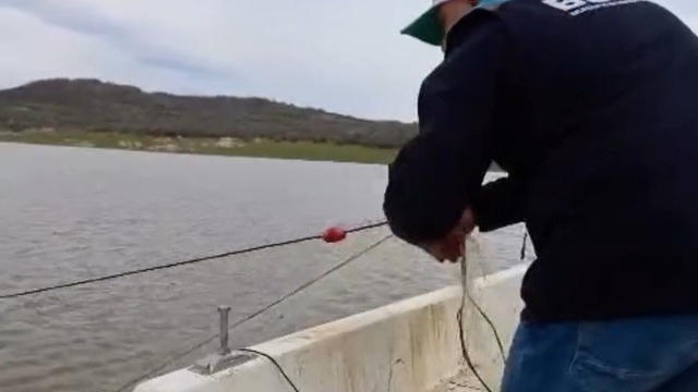 Kırklareli'nde barajda yasa dışı avcılığa geçit yok: 650 metre ağ ele geçirildi