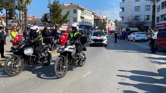 Ayvalık'ta Türk Polis Teşkilatı'nın 181. kuruluş yıldönümü kutlandı