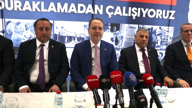 Yeniden Refah Partisi Genel Başkanı Erbakan, Gaziantep'te konuştu: