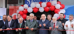 5 bin ihtiyaç sahibi ücretsiz alışveriş yapabilecek Deniz Feneri Derneği Düzce mağazası açılış kurdelesini Vali Makas ve Başkan Özlü birlikte kesti