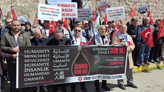 Sinop'ta  İsrail'in Filistinli esirleri hedef alan "idam yasası" protesto edildi