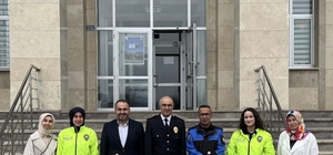 Minik öğrencilerden Beyşehir Emniyetine sürpriz