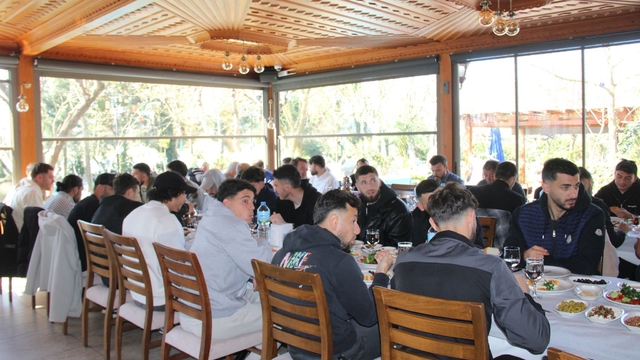 Muğlaspor'a Karaman deplasmanı öncesi moral kahvaltısı