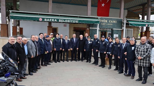 Polis Haftası: Bafra'da şehit polislere dua, vatandaşa bilgilendirme
