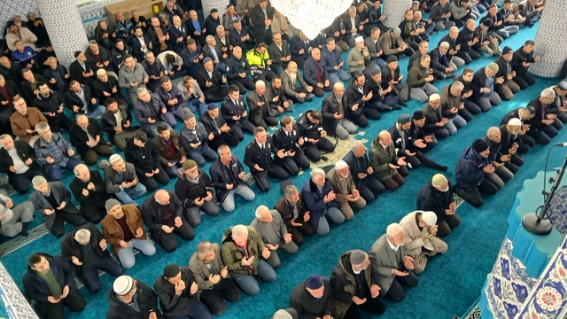 Taşova'da şehitler için mevlit okutuldu