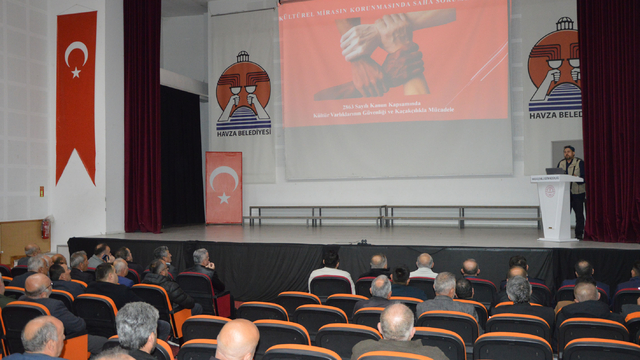 Havza'da kolluk kuvvetleri ve muhtarlara kültür varlığı kaçakçılığı bilgilendirmesi