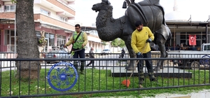 Büyükşehir il genelinde çalışmalarını sürdürüyor