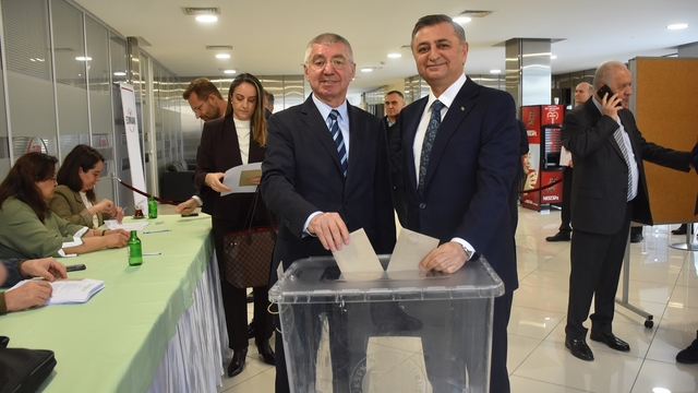 Uludağ Otomotiv Endüstrisi İhracatçıları Birliği Başkanı, Kemal Yazıcı oldu