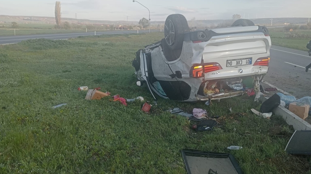 Kırklareli'nde iki otomobilin çarpışması sonucu 1 kişi öldü, 4 kişi yaralandı