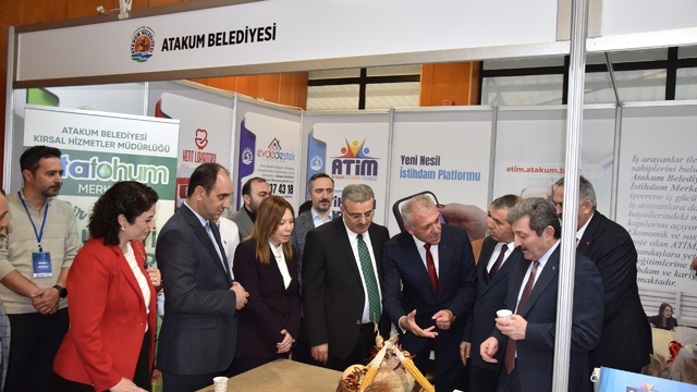 Atakum'dan gençlerin kariyer planlarına destek