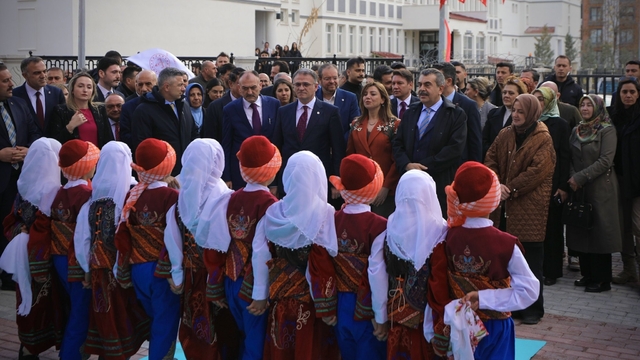 Bakan Tekin: "Bütün çocuklar özeldir"