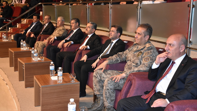 Şırnak'ta "Kim Var?" sanat etkinliği düzenlendi