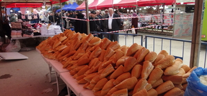 Kocaeli'de festivalde 5 ton hamsi dağıtıldı