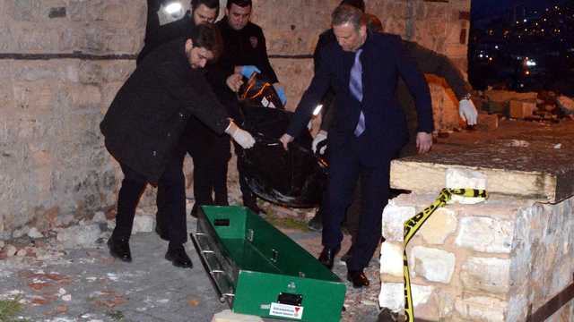 Kayıp olarak aranıyordu; boğazı kesilmiş halde ölü bulundu