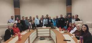 Vezirköprü Devlet Hastanesinde emekli personele veda programı düzenlendi