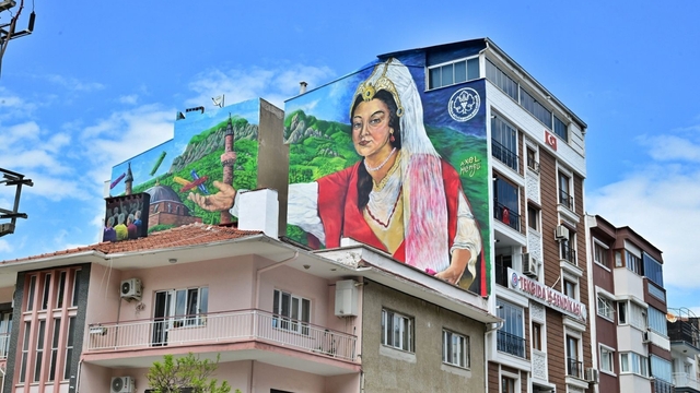 Manisa'nın sokakları sanatla renkleniyor
