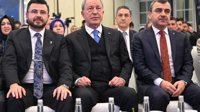 TBMM Milli Savunma Komisyonu Başkanı Akar, Kayseri'de strateji toplantısında konuştu: