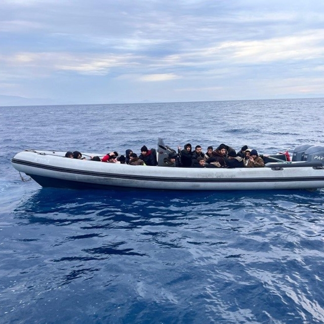 Aydın açıklarında göçmen operasyonu