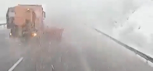 Bolu geçişinde yoğun kar yağışı etkili oldu