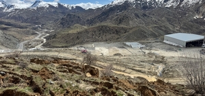 Hakkari'de heyelan nedeniyle Entegre Katı Atık Tesisi'ndeki faaliyetler durduruldu