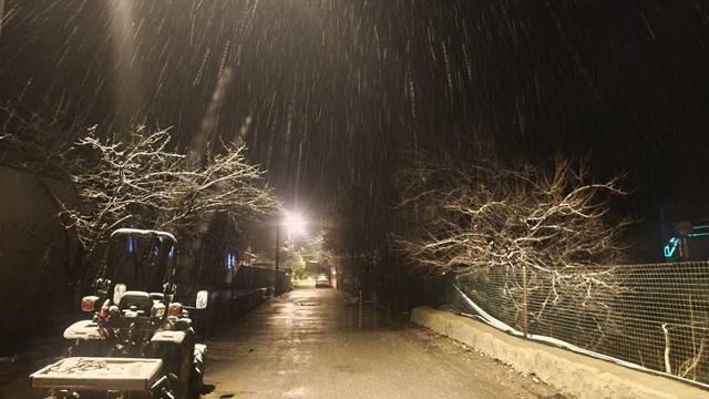 Malatya'nın yüksek kesimlerinde kar etkili oluyor