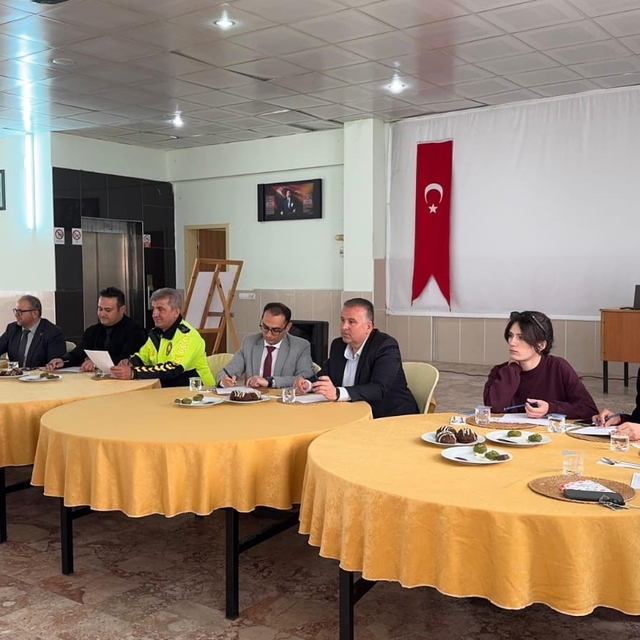 Ulukışla'da pastacılık kursiyerleri hünerlerini sergiledi