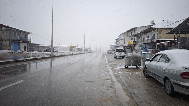 Malatya'da kar yağışı etkisini artırdı