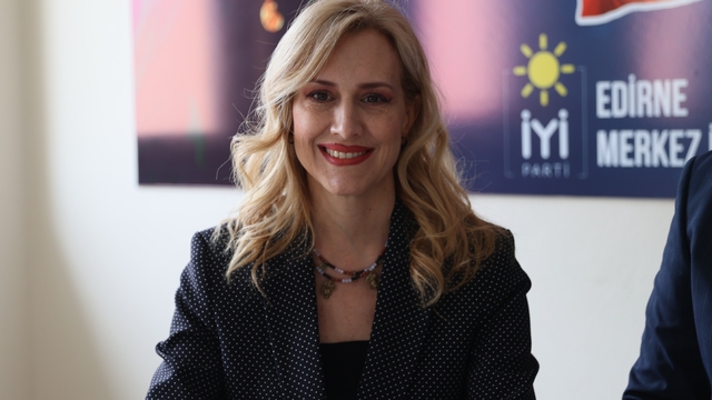 İYİ Parti Genel Başkan Yardımcısı Sayan, Edirne'de partililerle bir araya geldi