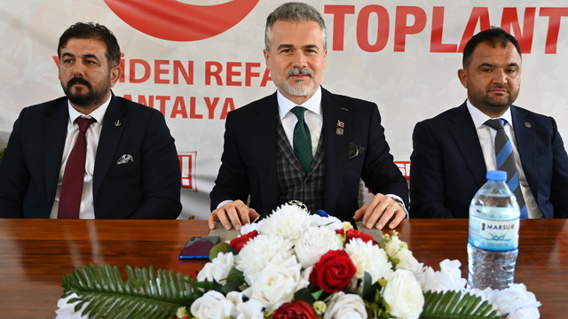 Yeniden Refah Partisi Genel Başkan Yardımcısı Kılıç, Antalya'da konuştu: