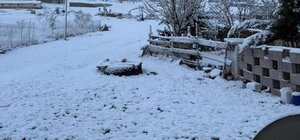 Karapınar’da nisan ayında kar yağışı