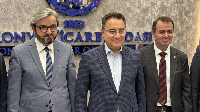 DEVA Partisi Genel Başkanı Ali Babacan, Konya Tarım Fuarı'nı ziyaret etti